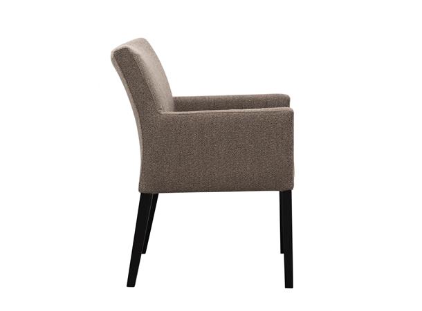 Lotte spisestol med arm, PG4 Svarte ben, Alpine 15 Brown 