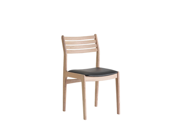 Anne spisestol Hvitpigmentert eik, Sort hud 