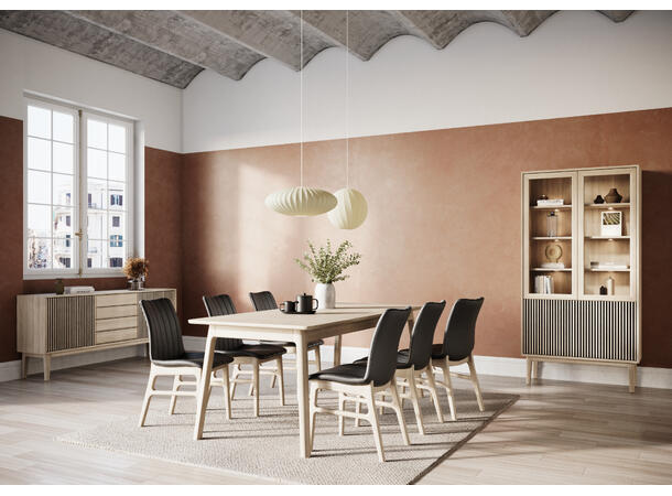 Broholm vitrine m/lameller, 100x197x40cm Hvitpigmentert eik, treben 