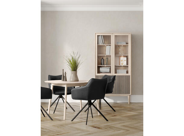 Broholm vitrine m/lameller, 100x197x40cm Hvitpigmentert eik, treben 