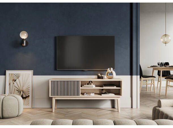 Broholm TV-benk m/lameller, 124x55x35 cm Hvitpigmentert eik, treben 